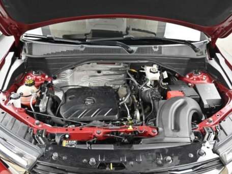 2022 Chevrolet TrailBlazer III, пурпурный, 1830000 рублей, вид 5