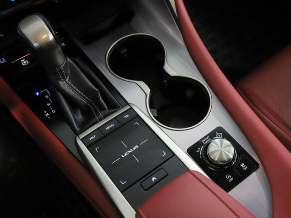 2019 Lexus RX 300 IV Рестайлинг, белый, 5200000 рублей - вид 20