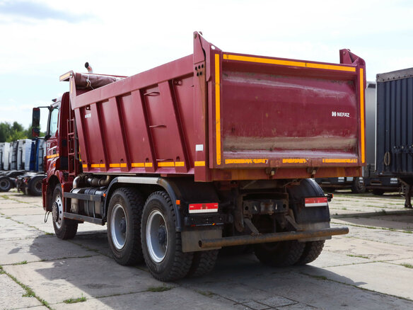 2021 КамАЗ 6580, красный - вид 4