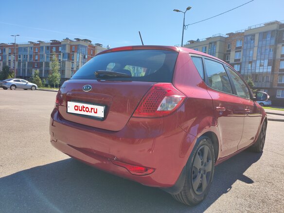 2011 Kia Ceed I Рестайлинг, красный - вид 6