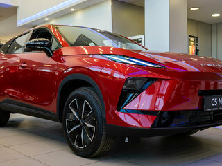 2026 Omoda C5 II, красный, 2899710 рублей, вид 3