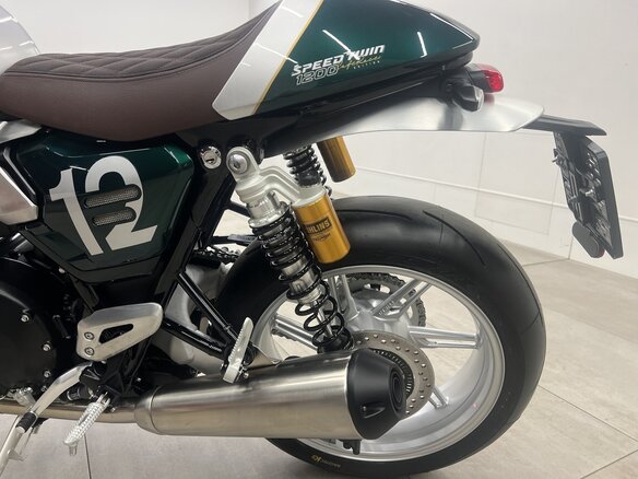 2026 Triumph Speed Twin, зелёный, 2490000 рублей - вид 6