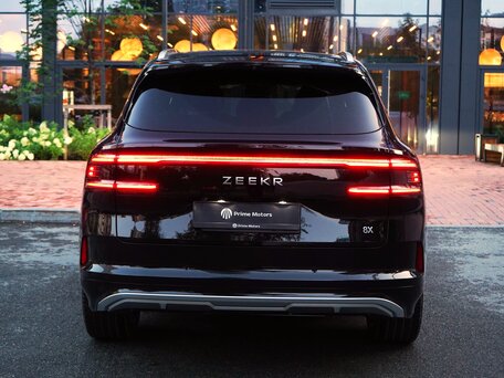 2026 Zeekr 8X 70 kWh, чёрный, вид 5