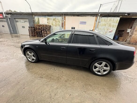 2005 Audi A4 III (B7), чёрный - вид 14