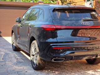 2026 Audi Q5 L III (GU), чёрный, 5900000 рублей, вид 4