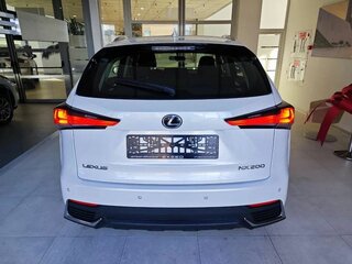 2021 Lexus NX 200 I Рестайлинг, белый, 4350000 рублей, вид 5