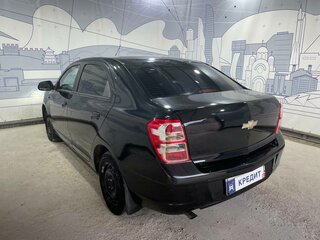 2013 Chevrolet Cobalt II, чёрный, 450000 рублей, вид 3