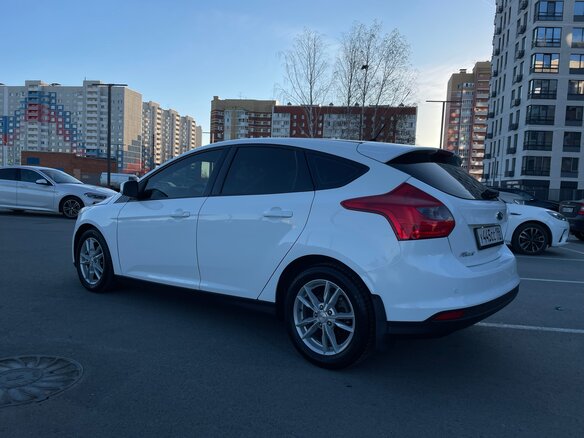 2013 Ford Focus III, белый - вид 14
