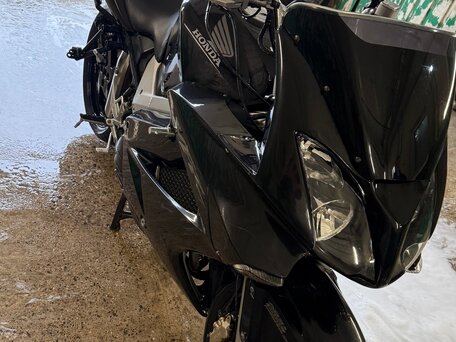 2006 Honda VFR 800, чёрный, 550000 рублей, вид 3
