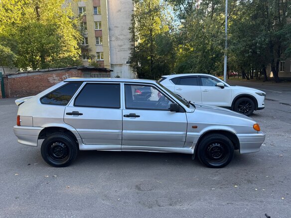 2003 Lada (ВАЗ) 2114, серебристый, 150000 рублей - вид 3