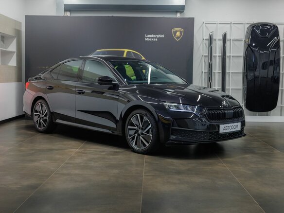2025 Skoda Octavia IV (A8) Рестайлинг, чёрный - вид 3