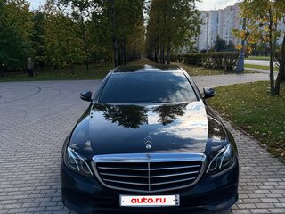 2020 Mercedes-Benz E-Класс 200 d V (W213, S213, C238), чёрный, 2685000 рублей, вид 1