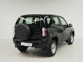 2024 Lada (ВАЗ) Niva Travel I, зелёный, 1014000 рублей, вид 5