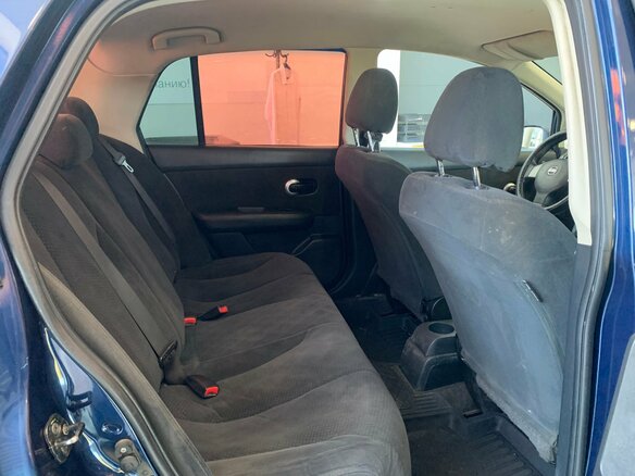 2010 Nissan Tiida I, синий, 450000 рублей - вид 16