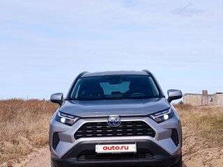 2022 Toyota RAV4 V (XA50), серебристый, 2870000 рублей, вид 4