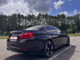 2013 BMW 5 серии 520i VI (F10/F11/F07), чёрный, 1370000 рублей, вид 5