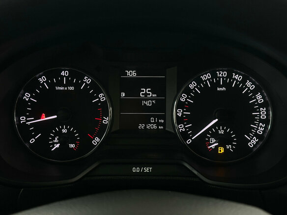2017 Skoda Octavia III (A7) Рестайлинг, серебристый, 1549000 рублей - вид 5