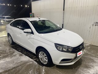 2017 Lada (ВАЗ) Vesta I, белый, 640000 рублей, вид 2