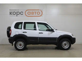 2018 Chevrolet Niva I Рестайлинг, белый, 717000 рублей, вид 4