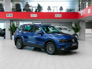 2018 Volkswagen Tiguan II, синий, 2290000 рублей, вид 3
