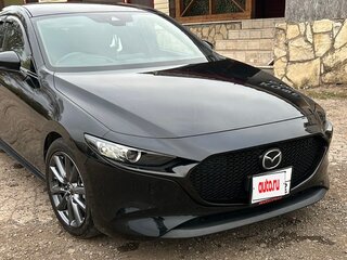 2019 Mazda 3 IV (BP), чёрный, 1870000 рублей, вид 4