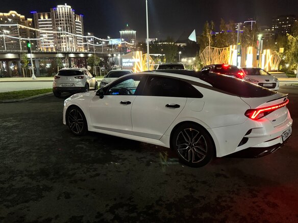 2021 Kia K5 III, белый - вид 18
