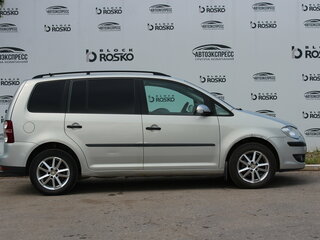 2009 Volkswagen Touran I Рестайлинг, бежевый, 445000 рублей, вид 4