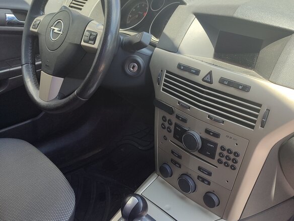 2008 Opel Astra H Рестайлинг, чёрный, 395000 рублей - вид 9