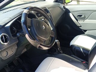 2015 Renault Logan II, чёрный, 650000 рублей, вид 4