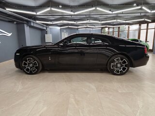 2016 Rolls-Royce Wraith Black Badge, чёрный, 27900000 рублей, вид 1