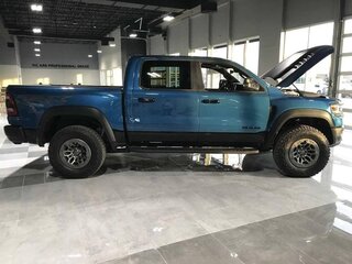 2026 Ram 1500 TRX SRT V Рестайлинг, синий, 18120000 рублей, вид 3
