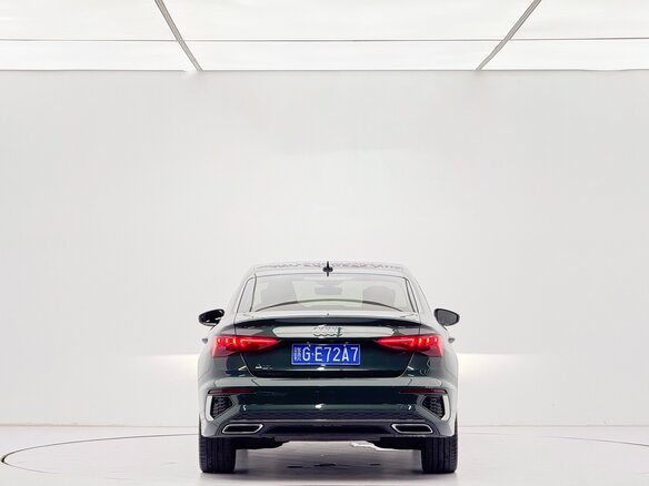 2022 Audi A3 35 TFSI Long IV (8Y), зелёный, 1973000 рублей - вид 3
