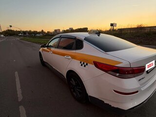 2020 Kia Optima IV Рестайлинг, белый, 899000 рублей, вид 3