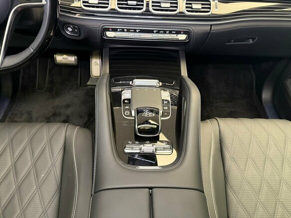 2024 Mercedes-Benz Maybach GLS 600 I, чёрный, 32999000 рублей - вид 20