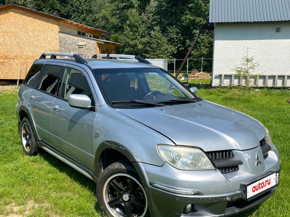 2005 Mitsubishi Outlander I, серый, 549000 рублей - вид 2