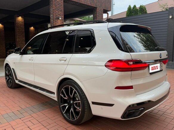 2021 BMW X7 30d I (G07), белый - вид 4