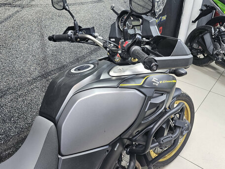 2016 Suzuki V-Strom 1000, чёрный, 869000 рублей, вид 3