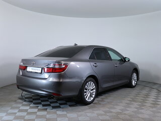 2015 Toyota Camry VII (XV50) Рестайлинг, серый, 1890000 рублей, вид 5