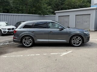 2018 Audi Q7 II (4M), серый, 4600000 рублей, вид 5