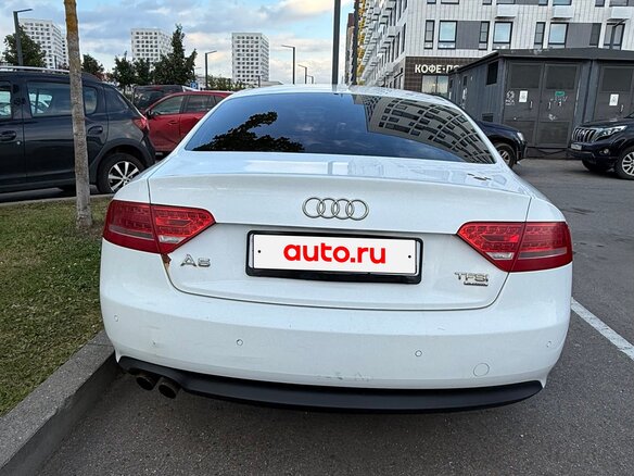 2010 Audi A5 I (8T), белый, 930000 рублей - вид 20