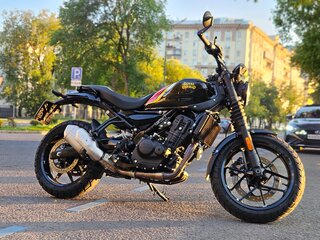 2025 Royal Enfield Guerrilla 450, чёрный, 455000 рублей, вид 3