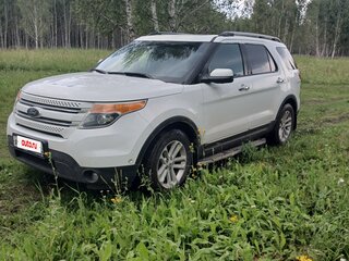 2014 Ford Explorer V, белый, 1500000 рублей, вид 2