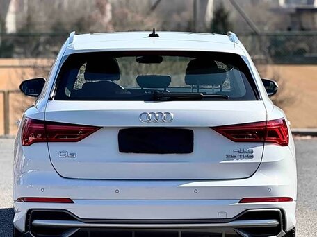 2022 Audi Q3 35 TFSI II (F3), белый, 1880000 рублей, вид 3