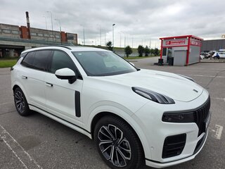 2022 Lynk & Co 09 PHEV, белый, 4699000 рублей, вид 1