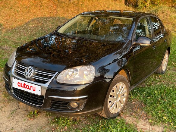 2010 Volkswagen Jetta V, чёрный