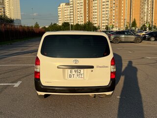 2018 Toyota Probox I Рестайлинг, белый, 950000 рублей, вид 3