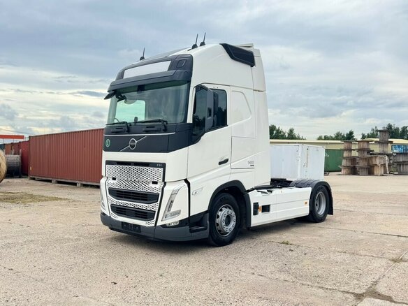 2024 Volvo FH, белый, 15900000 рублей