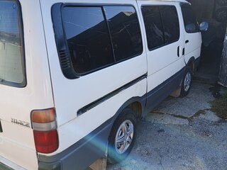 1990 Toyota HiAce H100, белый, 500000 рублей, вид 2