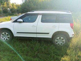 2014 Skoda Yeti I Рестайлинг, белый, 1100000 рублей, вид 5