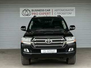 2017 Toyota Land Cruiser 200 Series Рестайлинг 2, чёрный, 5649000 рублей, вид 2